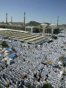La Mosquée Namira à Arafat pendant la prière de midi Click to view high resolution version