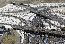 Routes reliant Mina à La Mecque par tunnels Click to view high resolution version