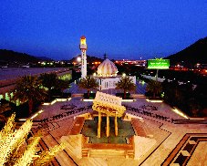 The Grand Mosque Click to view high resolution version