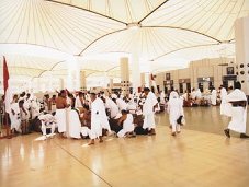 Pilgrims' terminal in King Abdulaziz Int'l Airport Click to view high resolution version